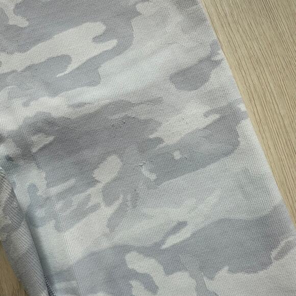 Lululemon Wunder Under high rise ribbed camo print biker shorts 4 - Picture 4 of 4